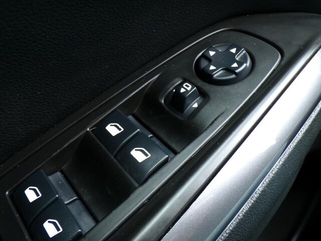 Opel Grandland X 1.2 Turbo Innovation, Trekhaak / Full LED / Carplay + Android Auto / Camera / Stoel + stuurverwarming / 18' LMV