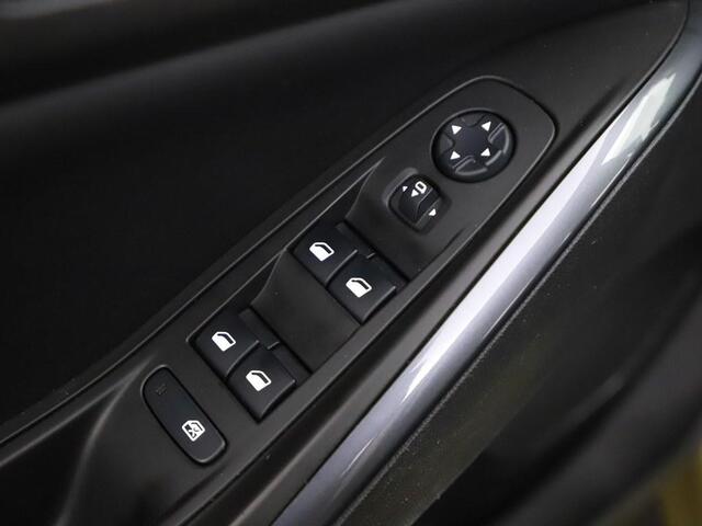 Opel Grandland X 1.2 Turbo Innovation Winterpakket/Leder/Trekhaak /Stoelventilatie/Keyless/Blindspot/Nav/Carplay