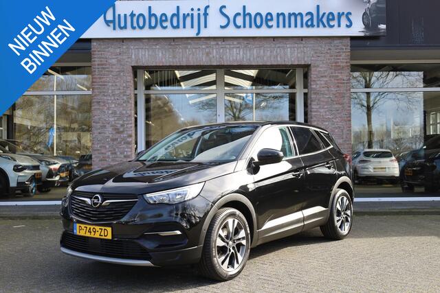 Opel Grandland X 1.2 Turbo Ultimate CAMERA LEER MEMORY STOELVENTILATIE STUUR/RUIT/STOELVERWARMING(4x) CARPLAY DAB 18"LMV DISTRIBUTIE=VERVANGEN!! ELEK.ACHTERKLEP 2xPDC ENZ!