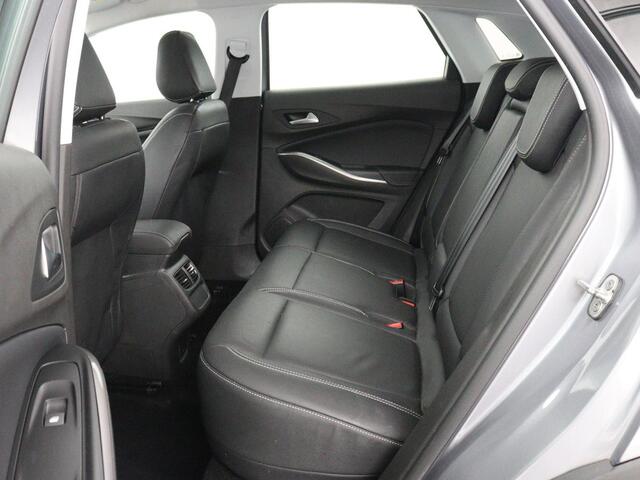 Opel Grandland X 1.6 Turbo Hybrid Elegance | Leder | Adaptive cruise | Trekhaak | Stuurverwarming | Carplay | Navigatie | Full LED | Camera | Climate control | PHEV | Plug In