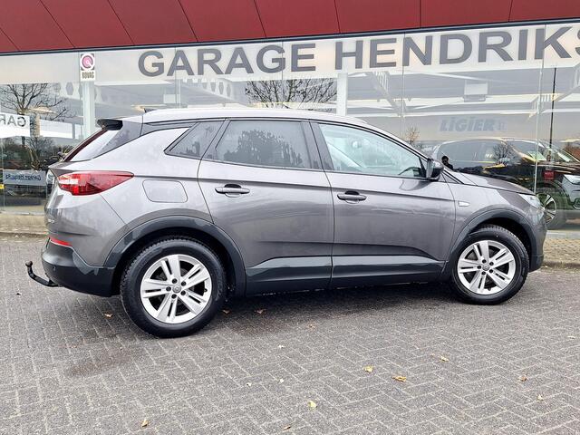 Opel Grandland X 1.2 Turbo Business Edition | Trekhaak | Navi | Camera | Airco | Cruise | Recente distributieriem |