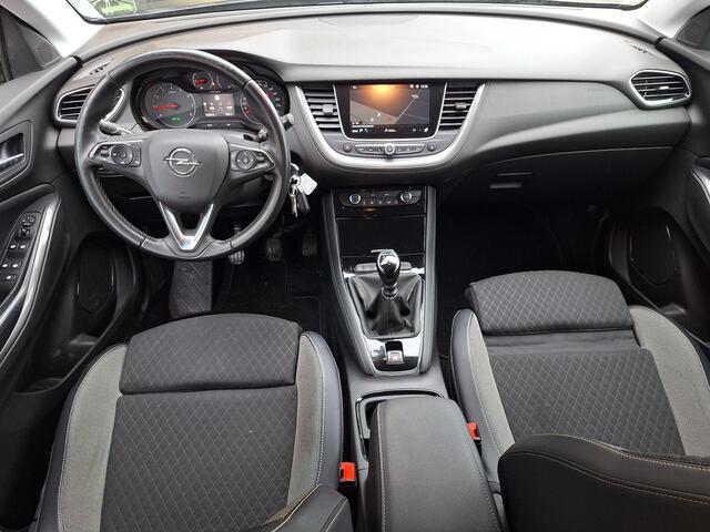 Opel Grandland X 1.2 Turbo Business Edition | Trekhaak | Navi | Camera | Airco | Cruise | Recente distributieriem |