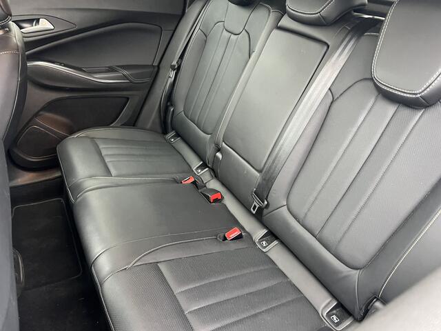 Opel Grandland X 1.2 Turbo Business Executive | Nieuw Binnen | Navigatie | Stoel verw/verkoel | Trekhaak | Automaat |