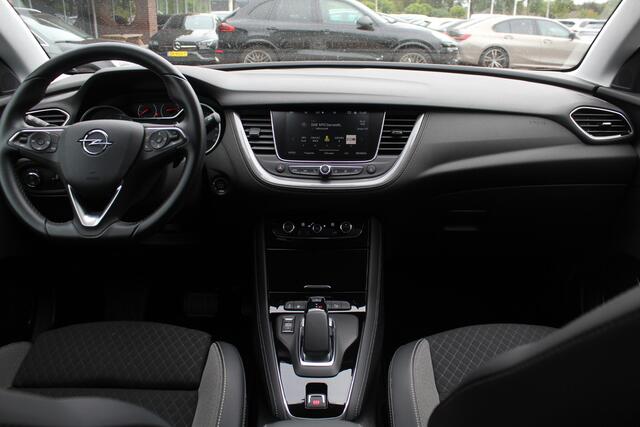 Opel Grandland X 1.6 Turbo Hybrid Business Elegance / SoH 88,4% / Trekhaak / 360Camera / CarPlay / Navigatie / Keyless / 19'' / Stoel+Stuurverwarming / Dodehoek / DAB / Cruise Control