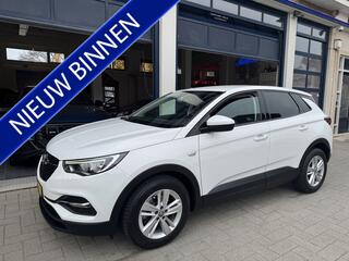 opel-grandland-x-1.2-turbo-business