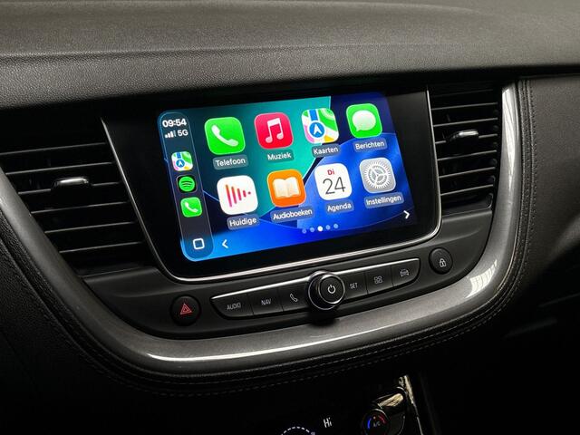 Opel Grandland X 1.2 Turbo Sport (APPLE CARPLAY, GROOT NAVI, CLIMATE, LEDER, TREKHAAK, KEYLESS, SPORTSTOELEN, GETINT GLAS, ELEK ACHTERKLEP, NIEUWSTAAT)