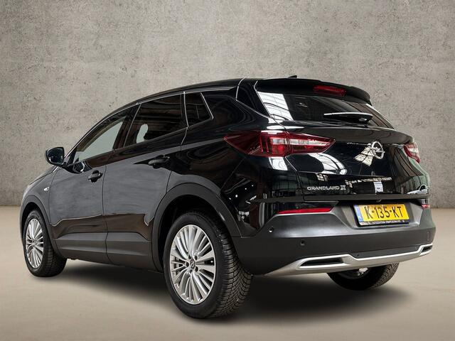 Opel Grandland X 1.2 Turbo Sport (APPLE CARPLAY, GROOT NAVI, CLIMATE, STUUR/STOELVERWARMING, KEYLESS, CAMERA, SPORTSTOELEN, GETINT GLAS, ELEK ACHTERKLEP, NIEUWE APK, NIEUWSTAAT)