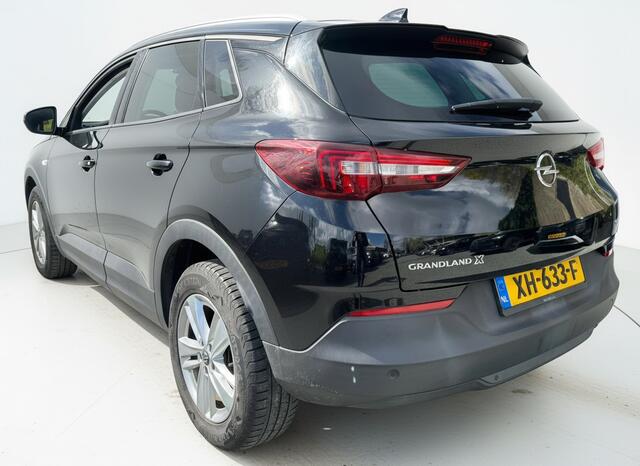 Opel Grandland X 1.2 TURBO 130PK ONLINE EDITION CAMERA/PDC/NAVIGATIE