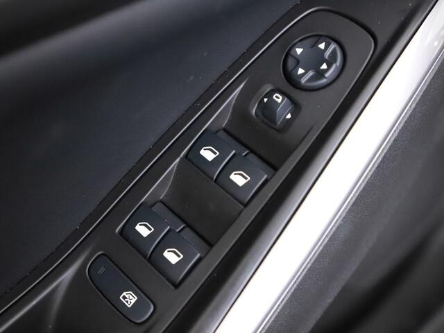 Opel Grandland X 1.2T 130pk Automaat Elegance Trekhaak/Camera/Ecc/ CarPlay/ Nieuwe model