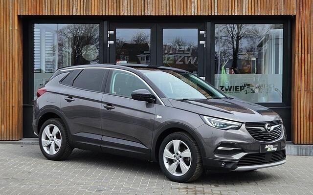 Opel Grandland X 1.2 Turbo Business Executive stoel/stuur verwarming. automaat. achteruitrijcamera. nieuwe riem.