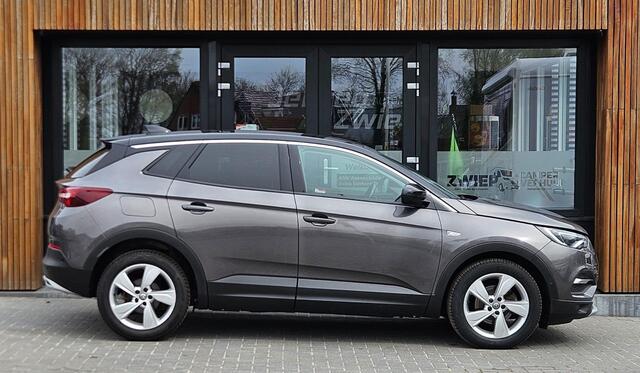 Opel Grandland X 1.2 Turbo Business Executive stoel/stuur verwarming. automaat. achteruitrijcamera. nieuwe riem.