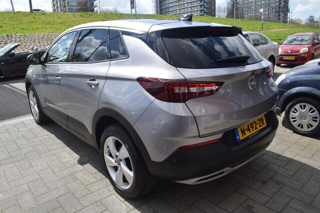 Opel Grandland X 1.2 Turbo Innovation Automaat 360 Camera Stoel en Stuurwielverwarming