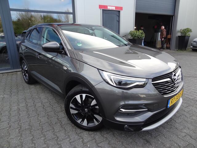 Opel Grandland X | 1.2 Turbo Innovation | NL-AUTO | PANODAK | NAVI | LEDER | STOELVERWARMING