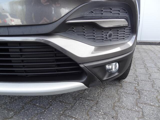 Opel Grandland X | 1.2 Turbo Innovation | NL-AUTO | PANODAK | NAVI | LEDER | STOELVERWARMING