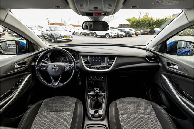 Opel Grandland X 1.2 Turbo Innovation | Pano | Parkeersens. | Cruise |