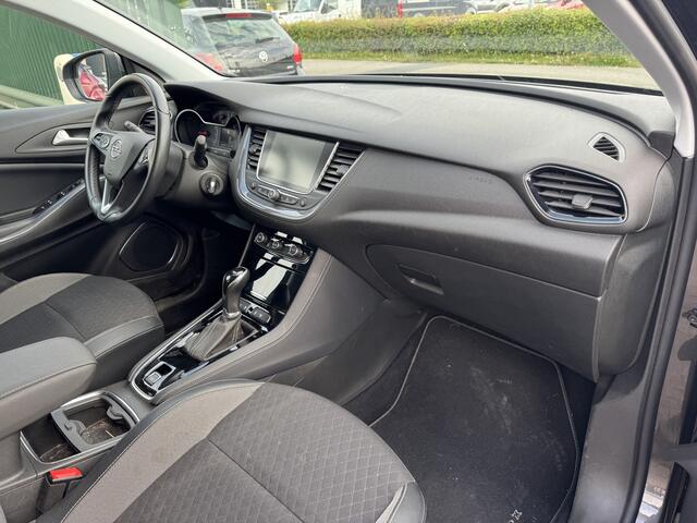 Opel Grandland X 1.2 Turbo Innovation | Trekhaak | Camera | Apple-Android | Goed onderhouden | % Bovag Occasion Partner %