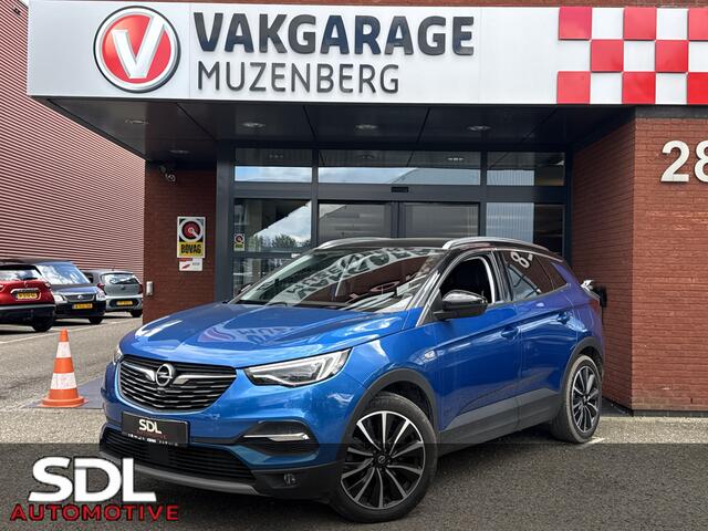 Opel Grandland X 1.6 Turbo Hybrid4 Ultimate // NAVI // CAMERA V+A // APPLE CARPLAY + ANDROID AUTO // STOEL VERWARMING + VERKOELING // ELEK. ACHTERKLEP //