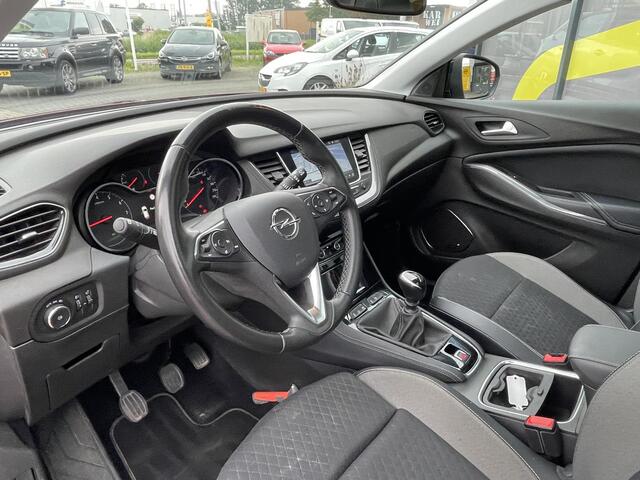 Opel Grandland X 1.2 Turbo Business Executive AKTIE PRIJS SUPER NETTE AUTO - Dealer ond. incl. Service EN NW DISTRIBUTIE en 6m garantie | NW 18"LMV | PANDO DAK | LED | Carplay | LMV | Cruise | AGR