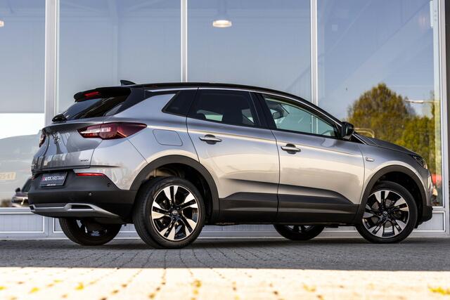 Opel Grandland X 1.2 Turbo Innovation | NL Auto | Carplay | Elektrische Klep