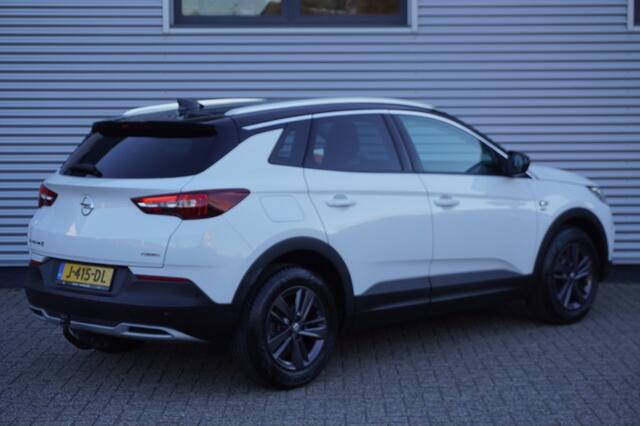 Opel Grandland X 1.2 Turbo 120 Jaar Edition / Trekhaak / Camera / LED / Navigatie