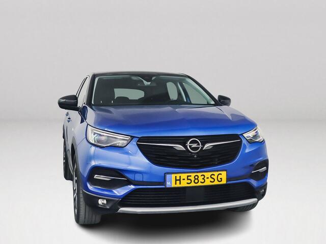 Opel Grandland X 1.2 Turbo Ultimate | Parkeercamera | Stoel- en Stuurverwarming | Airco | Cruise control