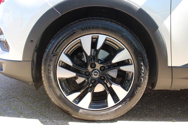 Opel Grandland X 1.2 Turbo Innovation | Trekhaak | BLIS | Panoramadak | Stoelverwarming/koeling | Origin NL