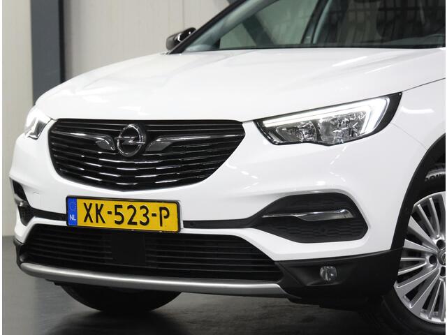 Opel Grandland X 130PK Innovation | 1ste eigenaar | AppleCarPlay/AndroidAuto | Winterpakket | Camera | Cruise Control | Climate Control | Electrische klep | Dodehoekdetectie | AUTOMAAT | Navigatie | Stoel/StuurVerwarming | Isofix | Privacy Glass |