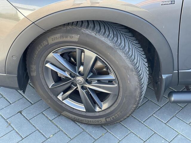 Opel Grandland X 1.2 Turbo Edition 2020 | Zeer Nette Staat | Achteruitrijcamera | Comfort Stoelen | Navigatie | Climate Control | Sidebars | Parkeersensoren |