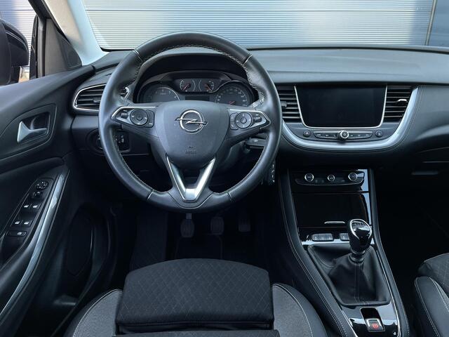 Opel Grandland X 1.2 Turbo Edition 2020 | Zeer Nette Staat | Achteruitrijcamera | Comfort Stoelen | Navigatie | Climate Control | Sidebars | Parkeersensoren |