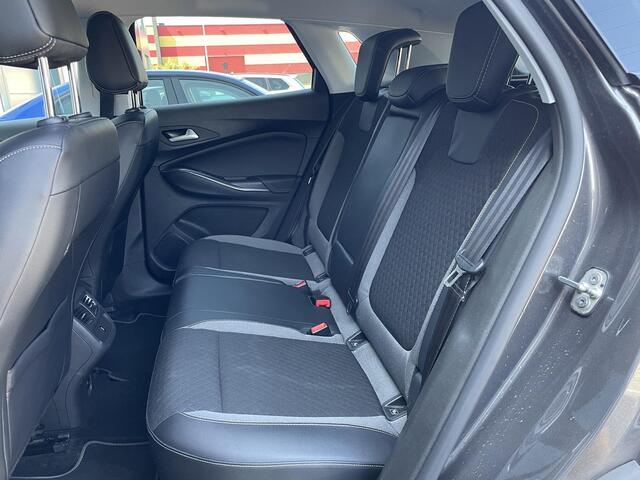 Opel Grandland X 1.2 Turbo Edition 2020 | Zeer Nette Staat | Achteruitrijcamera | Comfort Stoelen | Navigatie | Climate Control | Sidebars | Parkeersensoren |