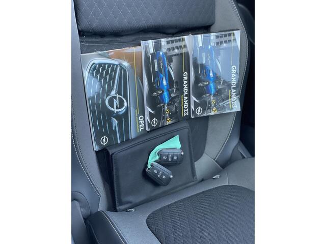 Opel Grandland X 1.2 Turbo Edition 2020 | Zeer Nette Staat | Achteruitrijcamera | Comfort Stoelen | Navigatie | Climate Control | Sidebars | Parkeersensoren |