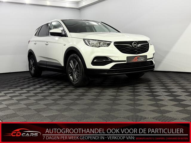 Opel Grandland X 1.2 Turbo Edition Panoramadak, Parkeersensoren, Navi, Cruise control, A start stop, Rijstrok correctie, A start stop
