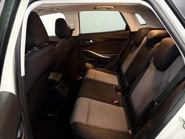 Opel Grandland X 1.2 Turbo Edition Panoramadak, Parkeersensoren, Navi, Cruise control, A start stop, Rijstrok correctie, A start stop