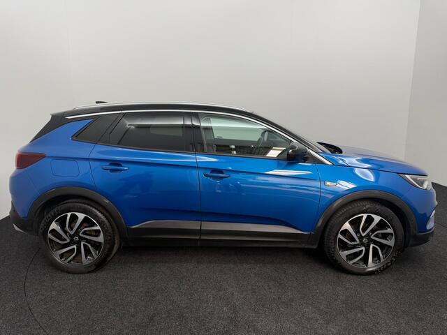 Opel Grandland X 1.2 Turbo Innovation Trekhaak, Apple Carplay/Android Auto, Cruise control, leer, elecstoelverst, Parkeersensor voor en achter, Dodehoek detector, Rijstrooksensor met correctie