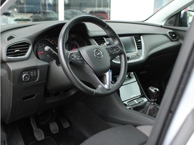 Opel Grandland X 1.2 Turbo 120 Jaar Edition Trekhaak, Comfortstoelen, Cruise en Climate Control, Carplay/Android Auto