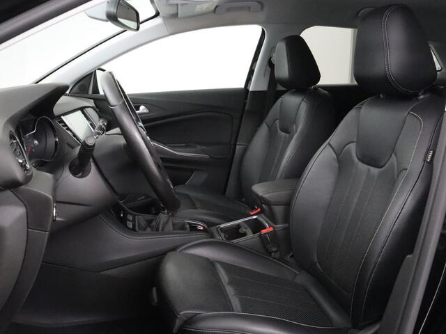 Opel Grandland X 1.2 Turbo Innovation | Stoelventilatie | Leder | Trekhaak | Camera | Carplay | Side Assist | Stoelverwarming | Full LED | Keyless | Climate control | Navigatie | Cruise control