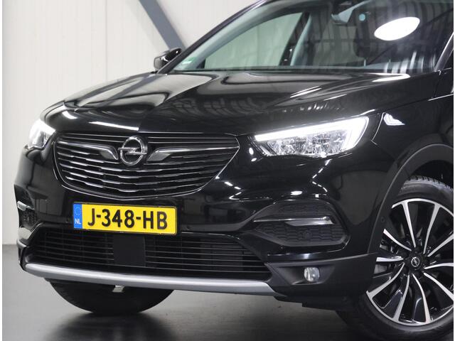 Opel Grandland X 225PK Hybrid Elegance | AppleCarPlay/AndroidAuto | AGR Stoel | Trekhaak | 18" Bi Color velgen | Climate Control | Cruise Control | Camera | Navigatie | LED lampen | AUTOMAAT | Isofix | Privacy Glass | Parkeersensoren |