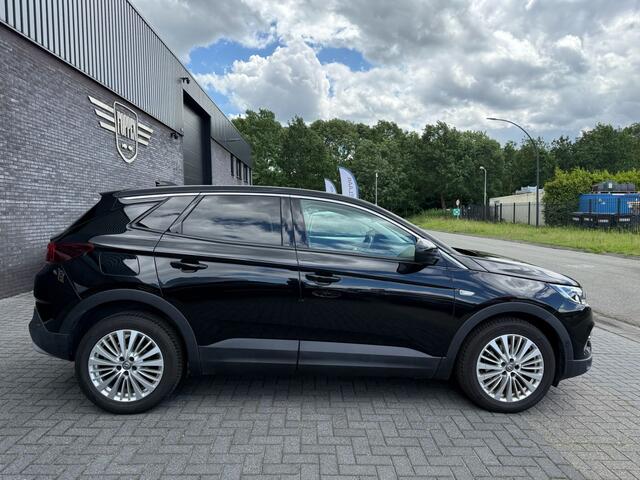 Opel Grandland X 1.2 Turbo Innovation | 2E EIGENAAR | 12MND GARANTIE | AUTOMAAT | CRUISE | DAB | CARPLAY | CLIMA | NAVI