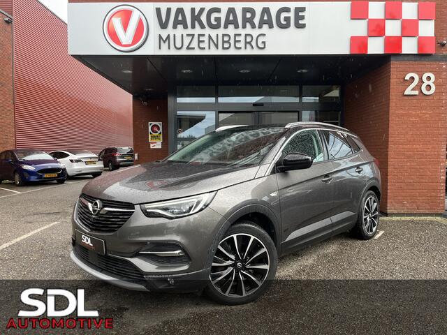 Opel Grandland X 1.6 Turbo Hybrid4 Ultimate 300PK!! // AFN. TREKHAAK // 360 CAMERA // STOELVERKOELING-VERWARMING // ELEK. KLEP // DODEHOEK // NAVI+CARPLAY // KEYLESS //