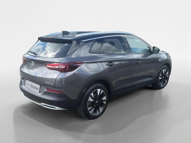 Opel Grandland X 1.6 Turbo Hybrid4 Ultimate 300PK | Automaat | 360* Camera | Climate Control | Apple Carplay/Android Auto | Stoelverwarming | DAB | 12 Maanden Bovag Garantie