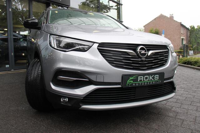 Opel Grandland X 1.6 Turbo Hybrid Ultimate