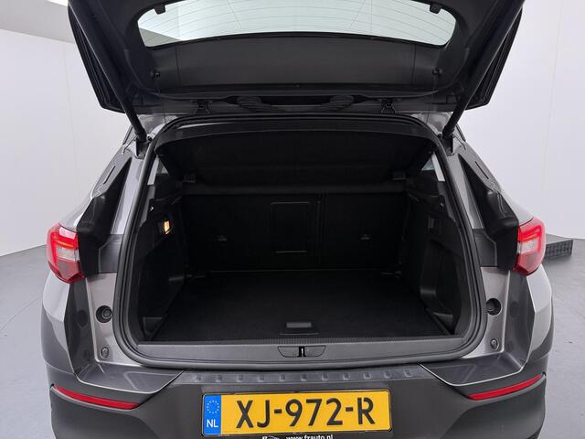 Opel Grandland X 1.2 Turbo Innovation - Navigatie - Climate Control - Trekhaak - Apple Carplay & Android Auto