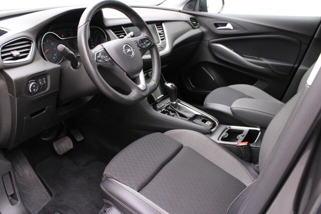 Opel Grandland X 1.2 Turbo Innovation | automaat | trekhaak afn. | climate | navi | pdc v/a + camera | carplay | dode hoek | stuur/stoel verwarming