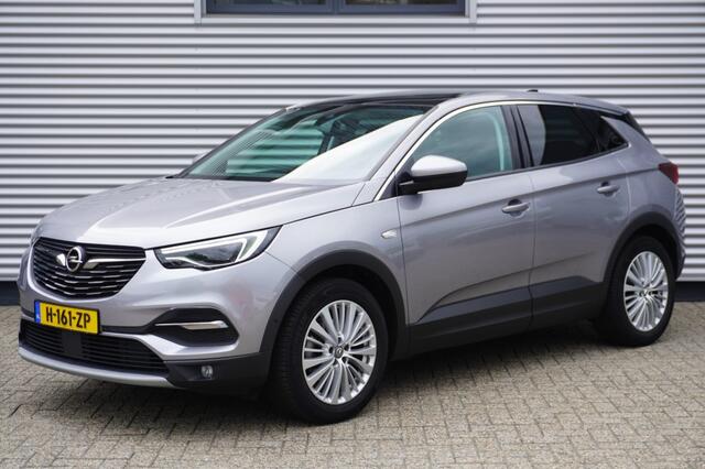 Opel Grandland X 1.2 Turbo Business Executive / 1e eig. / Pano / Trekhaak / LED / AGR-stoelen / Camera