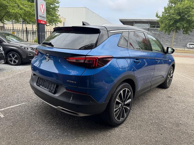 Opel Grandland X 1.6 Turbo Hybrid Ultimate // MEMORY SEATS // ADAPTIVE CRUISE // STOEL VERKOELING- VERWARMING // CAMERA // NAVI // TREKHAAK! /