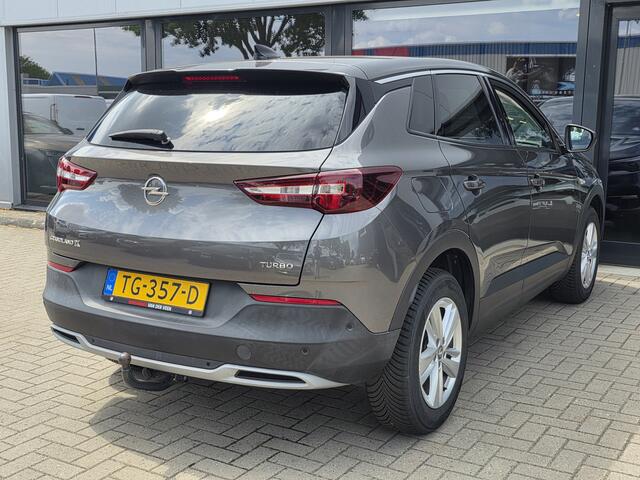 Opel Grandland X 1.2 Turbo Business Executive