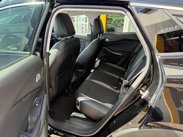 Opel Grandland X 1.2 Turbo Innovation | Trekhaak | Navigatie | Stoelverwarming | Climate Control | Rondomzicht camera | Elektrische achterklep |