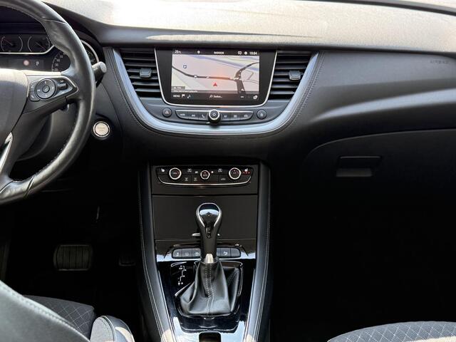 Opel Grandland X 1.2 Turbo Innovation | Trekhaak | Navigatie | Stoelverwarming | Climate Control | Rondomzicht camera | Elektrische achterklep |