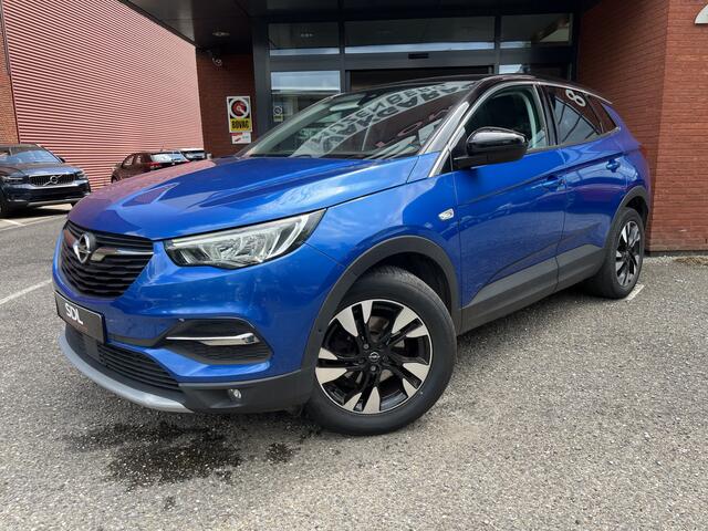 Opel Grandland X 1.2 Turbo Business Elegance // ELEK. ACHTERKLEP // KEYLESS // FULL LED // CAMERA // NAVI+CARPLAY //