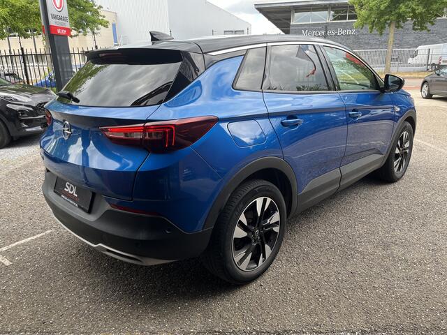 Opel Grandland X 1.2 Turbo Business Elegance // ELEK. ACHTERKLEP // KEYLESS // FULL LED // CAMERA // NAVI+CARPLAY //